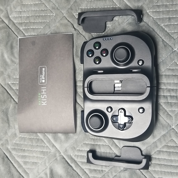 Razer's Kishi made for iPhone - Picture 7 of 7